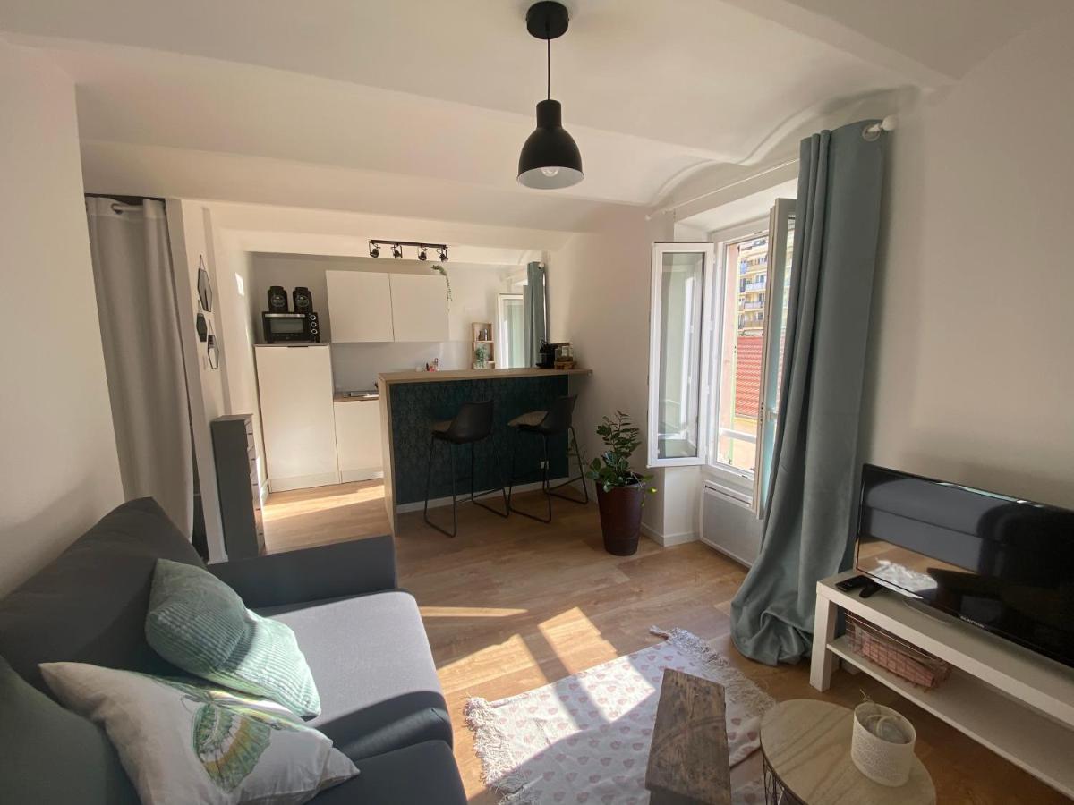 Studio Le Rocher, Menton Apartment Bagian luar foto